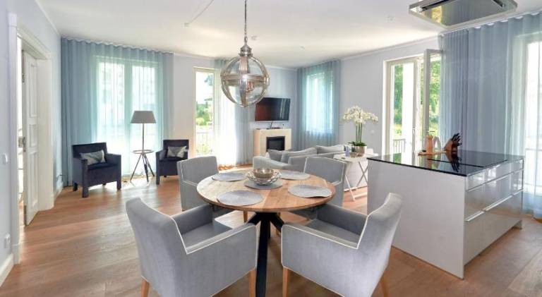Villa with pool in Ostseebad Baabe