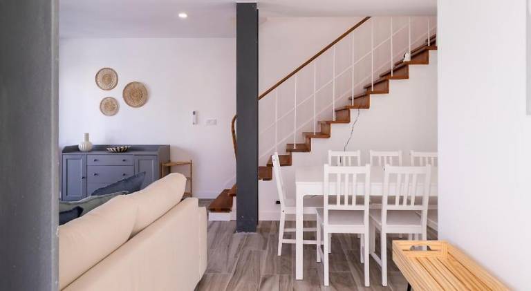 Fully equipped villa with garden, patio & private pool | Pets are welcome — photo 5