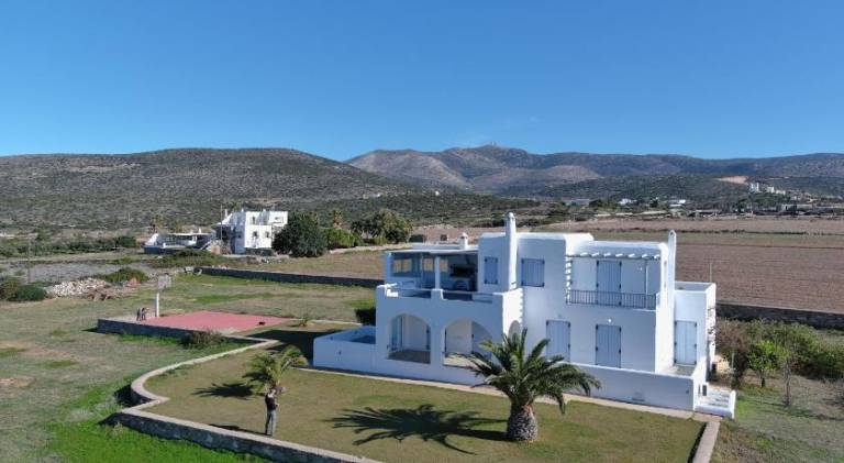 Villa with terrace & yard | Pets are welcome in Paro