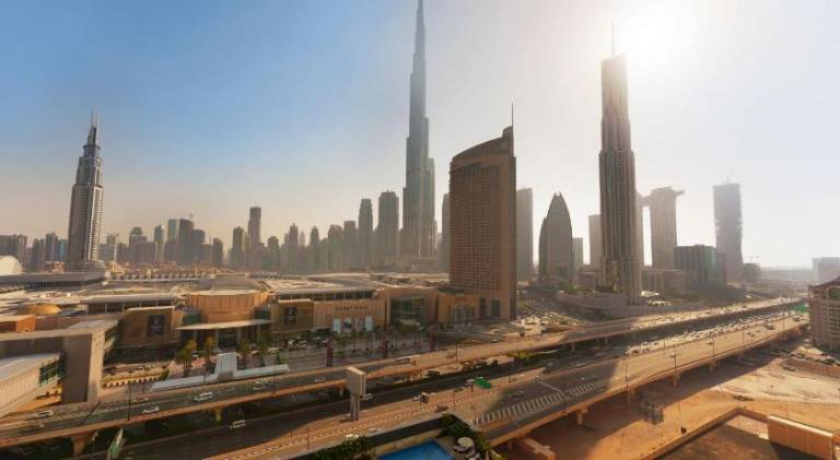 Apartment with yard, private pool & jacuzzi | Next to Burj Khalifa | Pet-friendly — photo 5