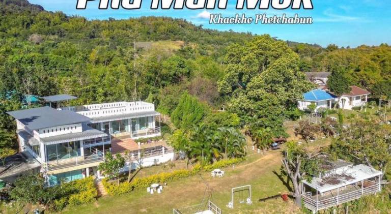 Wonderful house with yard & patio | Pets are welcome in Khao Kho