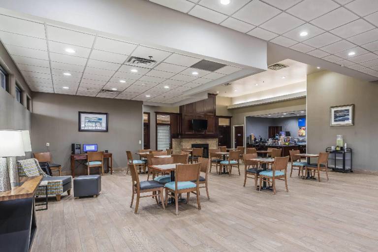 Comfort Inn SW Omaha I-80 — photo 4