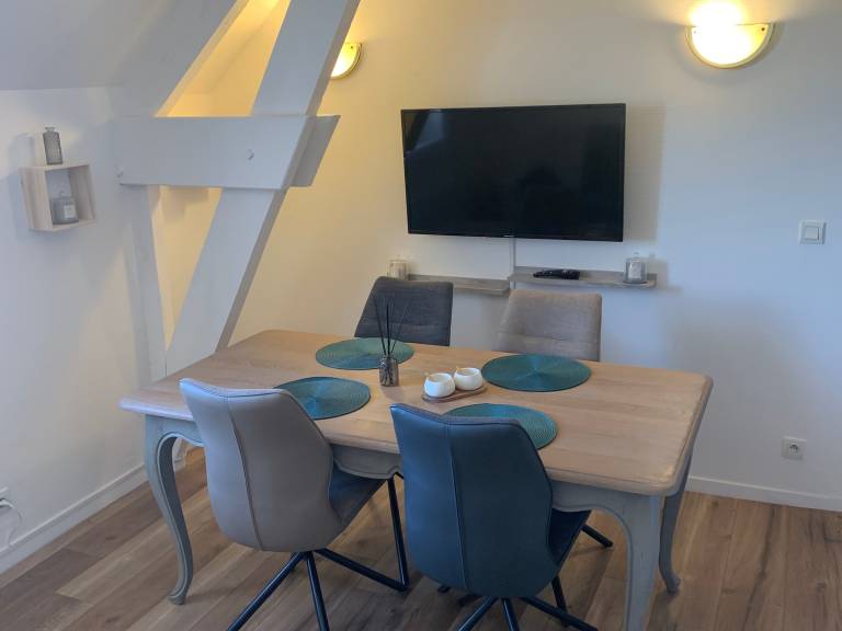 Holiday apartment with pool — photo 5