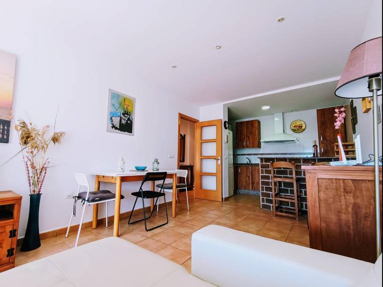 Family-oriented holiday apartment with terrace | Sea view | Pets are welcome — photo 4