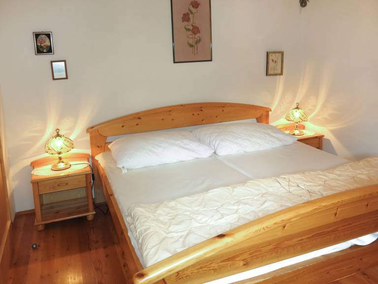 Family-oriented rental apartment with yard & terrace | Pets allowed — photo 5