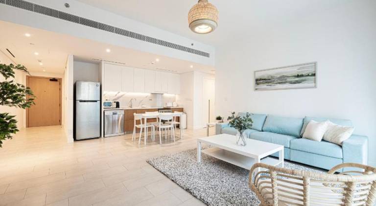 La Vie, JBR private beach, private parking and pool — photo 4