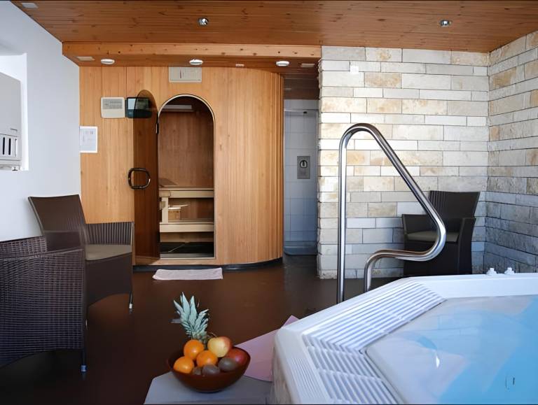 Hotel Alpina — photo 4