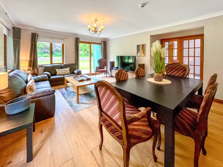 Family-oriented cottage | River view | Pet-friendly — photo 3
