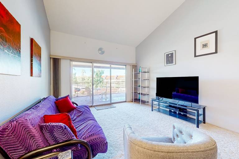 Condo Desert Shores
