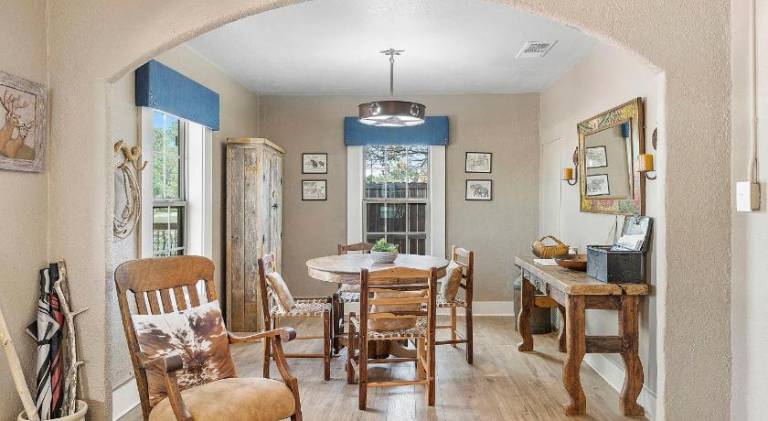 Nice house | Pets allowed in Alpine, TX