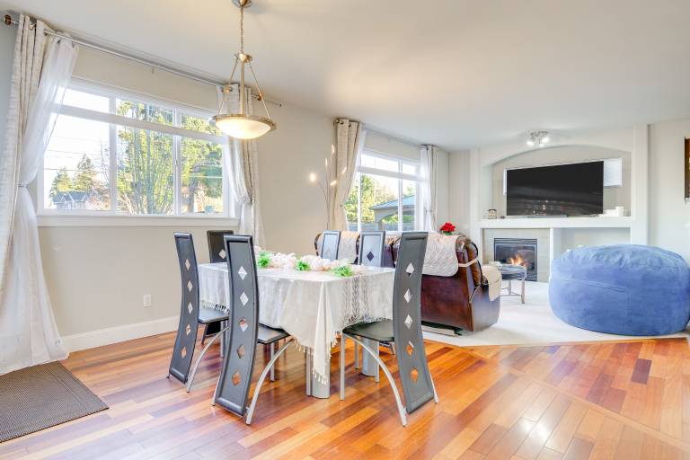 Gateway to Seattle! Lynnwood Home w/ Gazebo & Yard — photo 2