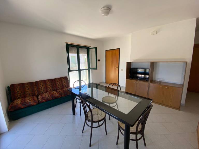 Rental apartment with 3 rooms for 8 persons — photo 3