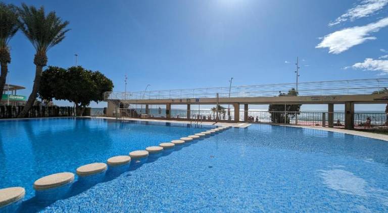 Rental apartment with patio, pool & garden | Beach nearby | Suitable for remote work | Pet-friendly — photo 3