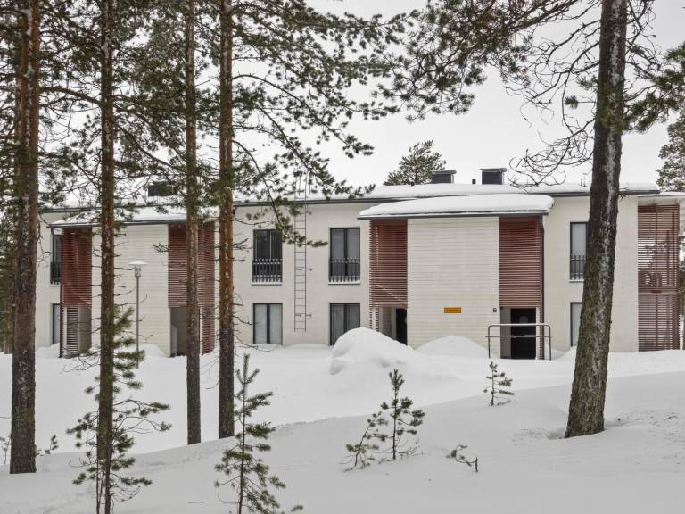 Vacation home with sauna & terrace | Nature view — photo 4