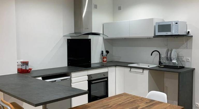 Holiday apartment | Next to Popes' Palace | Pets are welcome — photo 2