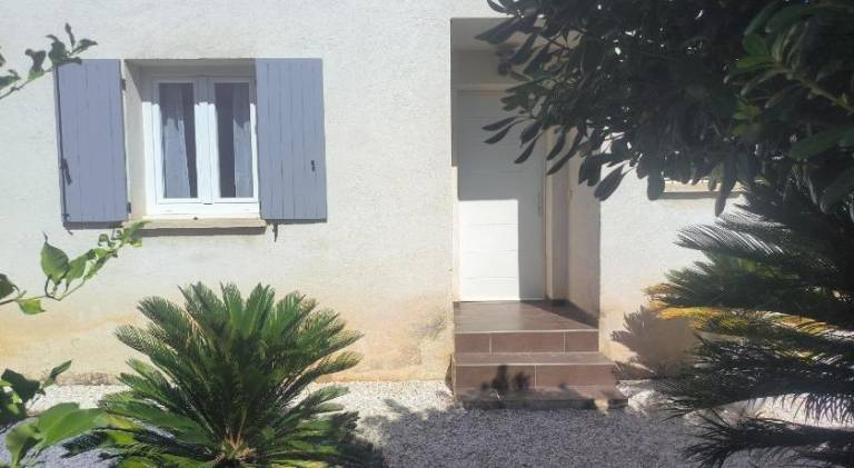 Vacation home with pool — photo 3