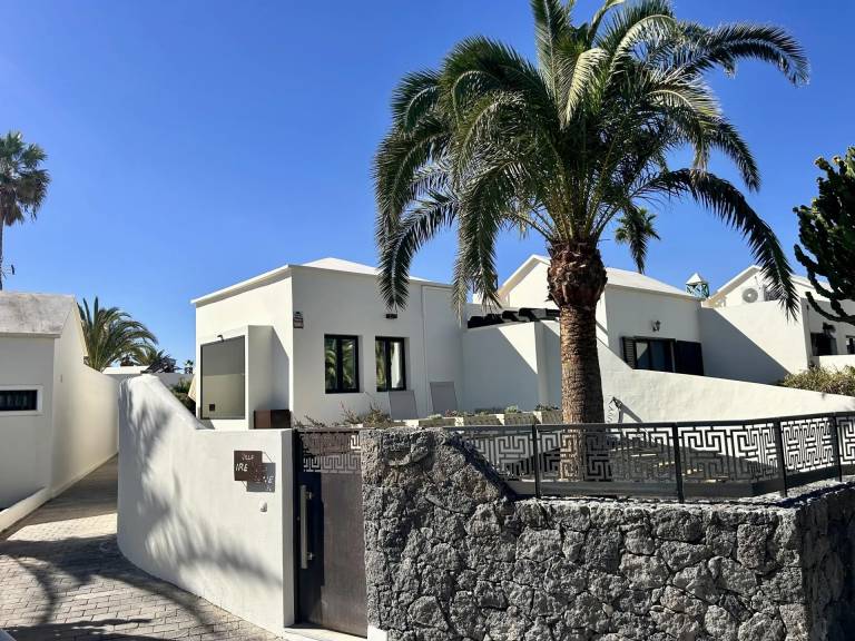 Bungalow Costa Teguise