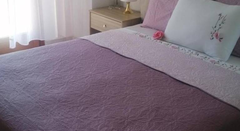 Fully equipped pleasant vacation home with yard & patio | Next to the beach | Suitable for remote work | Dogs allowed — photo 2