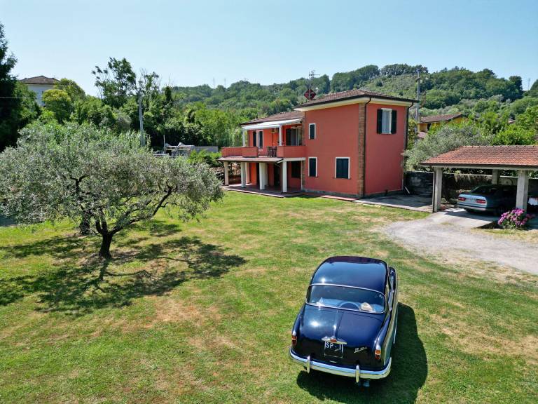 Villa  Pontremoli