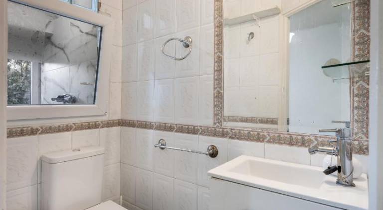 Rental apartment with pool — photo 4