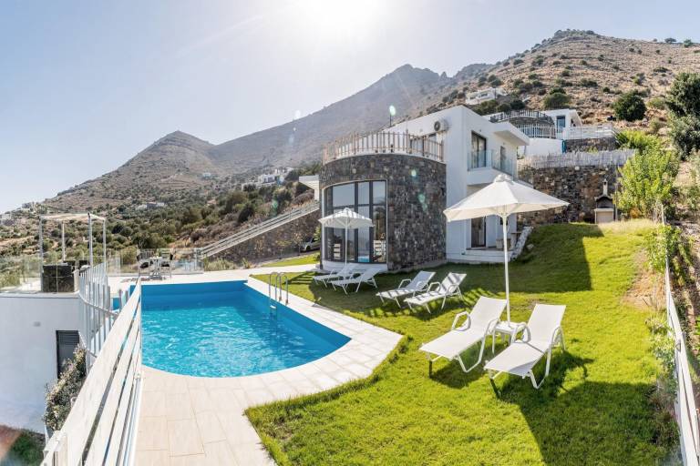 House Elounda