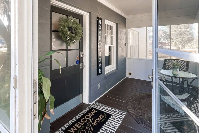 Dog-Friendly Yard! Walkable Dixieland District Gem — photo 3