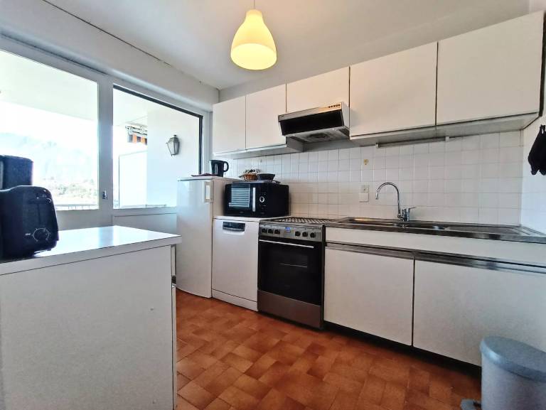 Fully equipped pleasant rental apartment with pool | Dogs allowed — photo 3