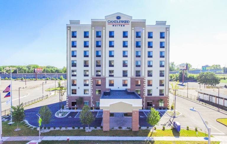 Candlewood Suites Hartford Downtown By IHG — photo 2