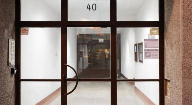 Apartment | Near Republic Square | Perfect for remote work | Pets are welcome — photo 4