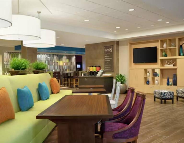 Home2 Suites by Hilton Lake Jackson — photo 4