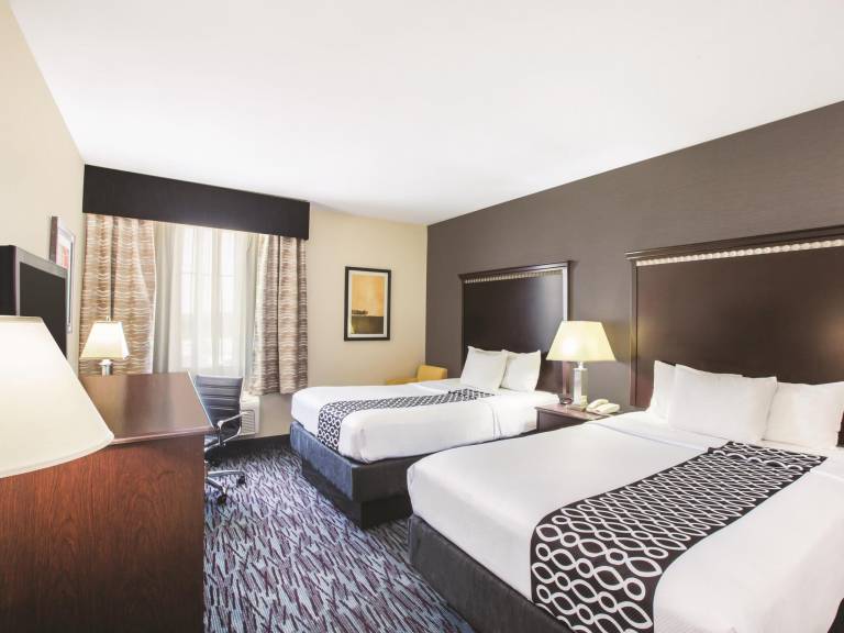 La Quinta Inn & Suites by Wyndham Allen at The Village in Allen, TX