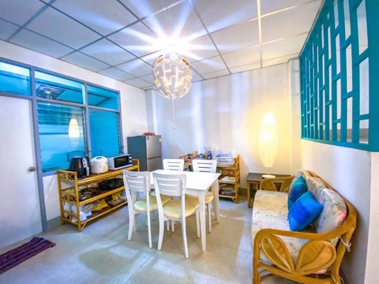 Beach Days Guest House Cha am Beach — photo 3