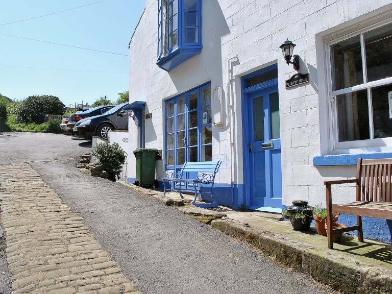 Cottage with 2 rooms for 4 persons — photo 2