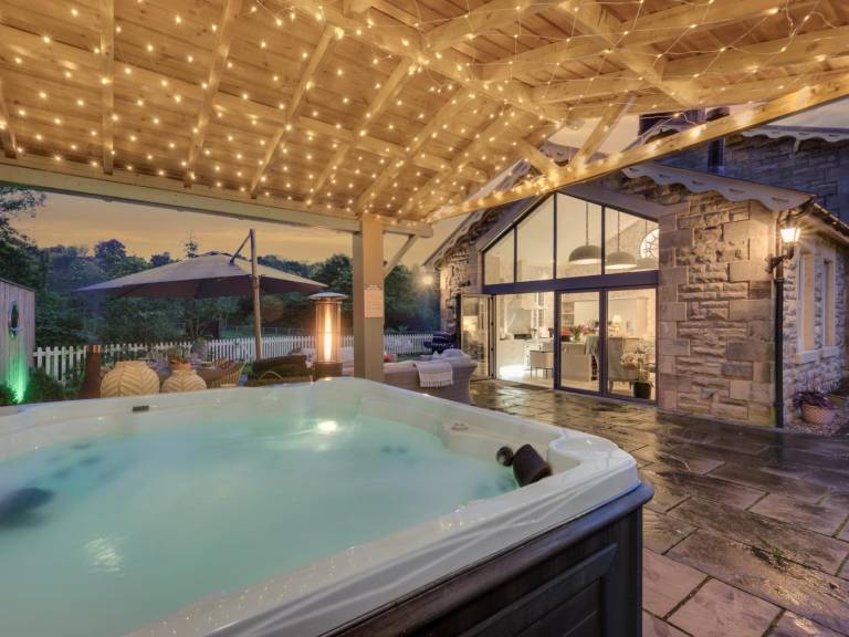 Cottage with jacuzzi & garden | Dogs allowed — photo 3