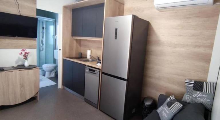 House with 2 rooms for 6 persons — photo 3