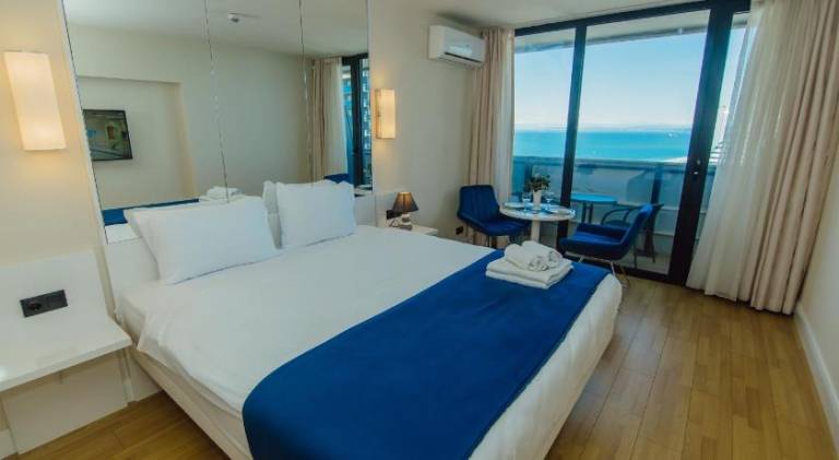 Lovely apartment with garden & terrace | Next to the beach | Pets are welcome — photo 2