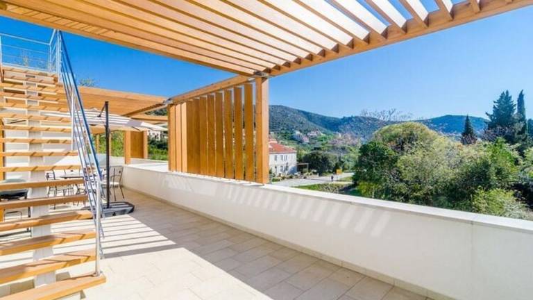 Ferienwohnung  Koločep