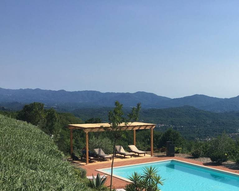 Villa  Apella