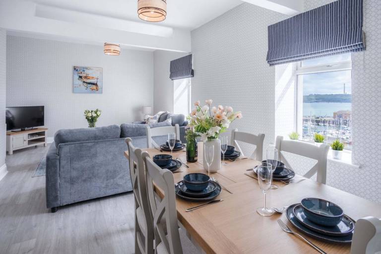 Beach Haven Hideout 2 Bedroom Milford Haven