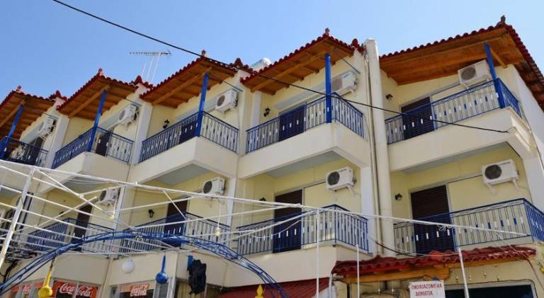 KOTSIFAS ROOMS in South Kynouria