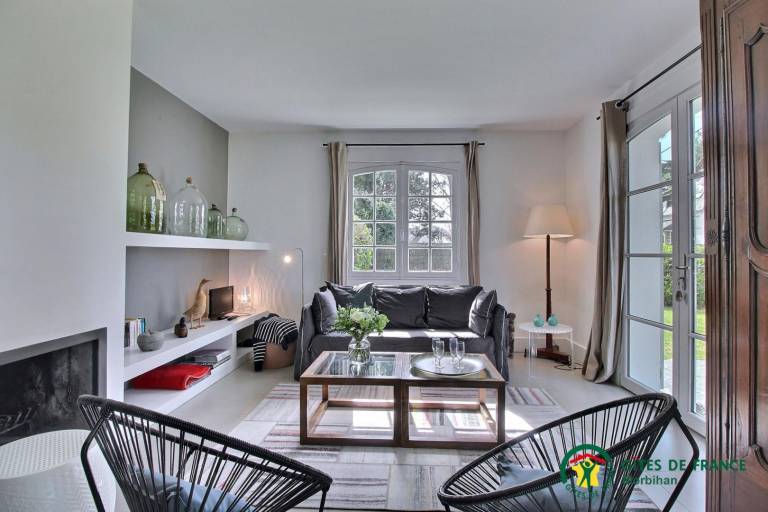 Gite with patio & yard — photo 4