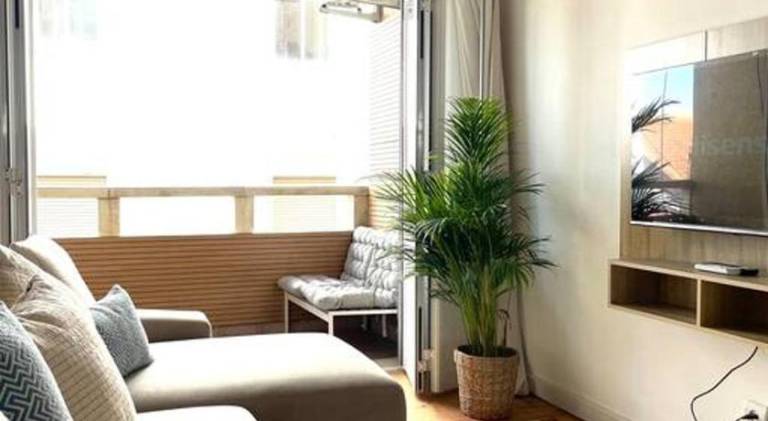 Nice apartment | Next to the beach | Dogs allowed in Almada