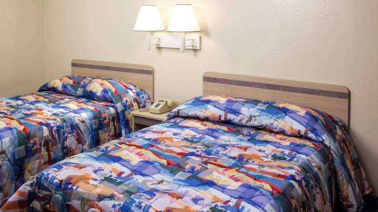 Motel  Clarksville
