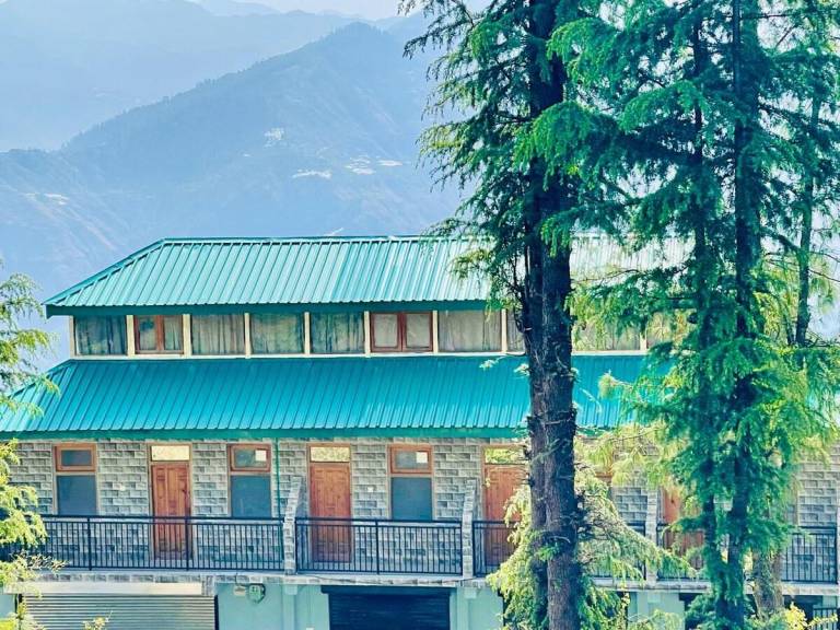 House Lower Bazar