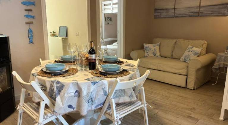 Vacation home with yard | Pet-friendly — photo 3