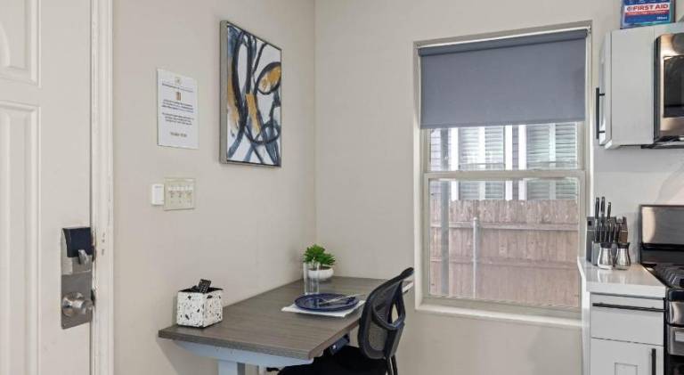 Rental apartment with garden — photo 4