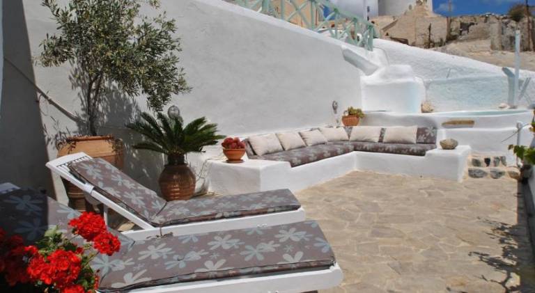 Dionysos Cave Villa with Plunge Pool Near Wineries — photo 3