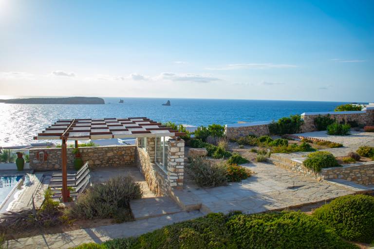 Villa 78 m2 in Agia Irini, 350 meter to the beach for 4 guests with pool access! — photo 4