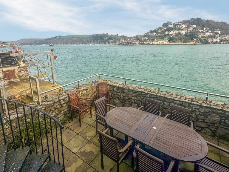 Cottage | Beach view in Dartmouth