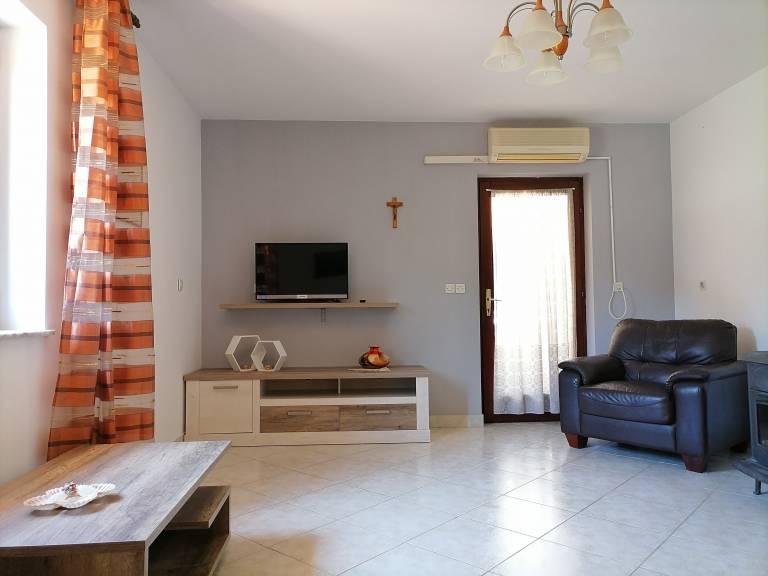 Four-bedroom apartment with terrace and sea view Mali Lošinj, Lošinj (A-7978-b) — photo 3